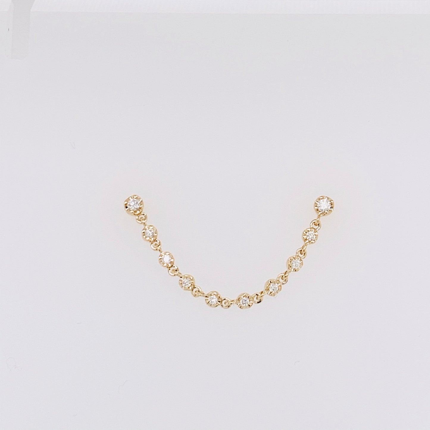 Single Diamond Chain Earring in Yellow Gold